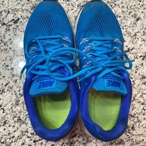 Nike Pegasus running shoes Women’s 10